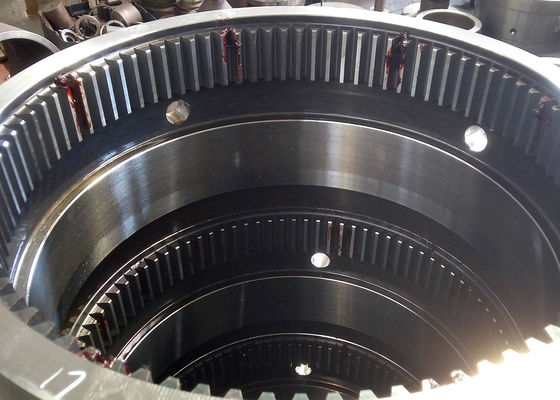 4 モジュール 内歯 輪輪歯車 スウィイングベアリングと耐久的な操作